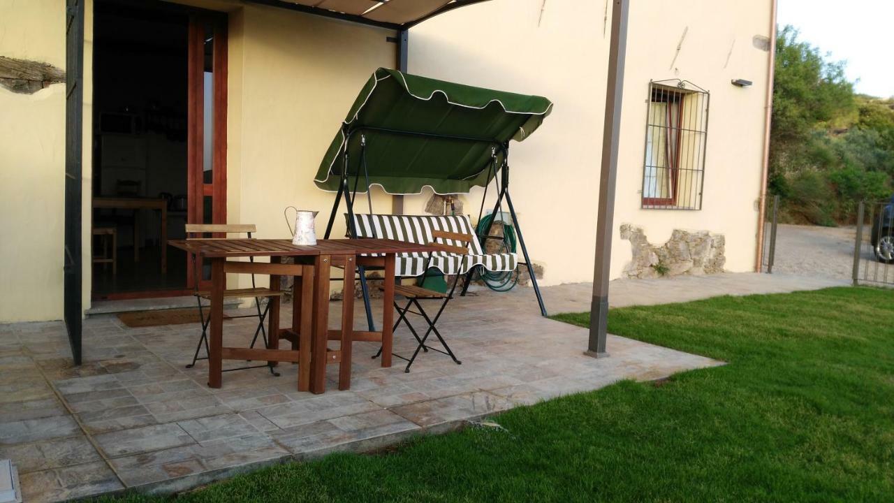 La Peonia Casa Vacanze In Montagna Prato Verde Panorama Stupendo Sardegna Seùlo Dış mekan fotoğraf
